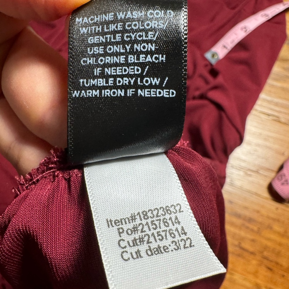 NWT Women’s Torrid Size 0/12 MINI STUDIO KNIT RUCHED DRESS Burgundy Short Sleeve - Picture 7 of 10